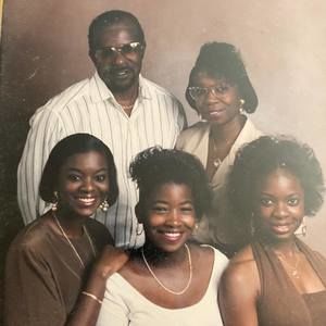 Meet your Posher, Ebony